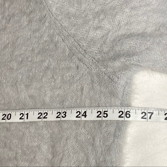 LC Lauren Conrad Chunky Oversized Eyelash Sweater - Picture 7 of 11